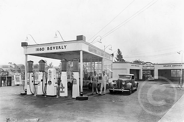GasStationGarage1938-2.jpg